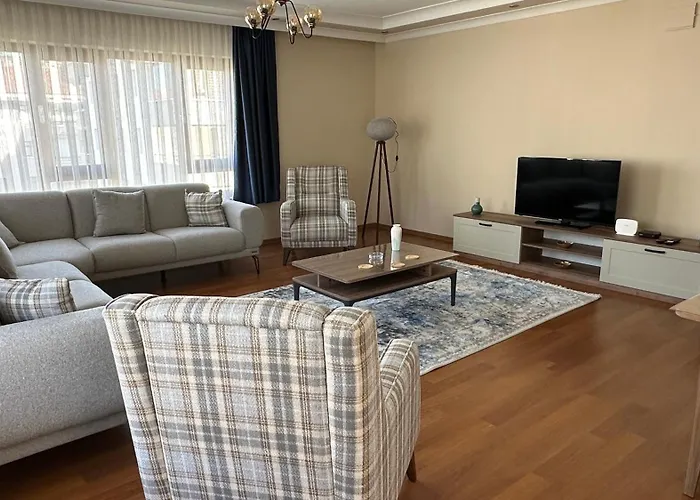 Corner Luxury דירה